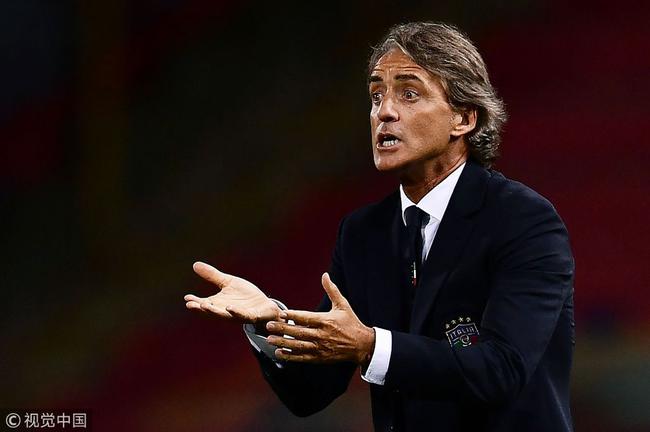  布雷西亚市长介入，拖欠工资问题终解决  